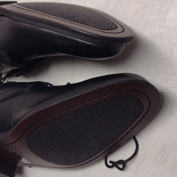 Vionic shoes men formal style  size 7 black color - Picture 11 of 16